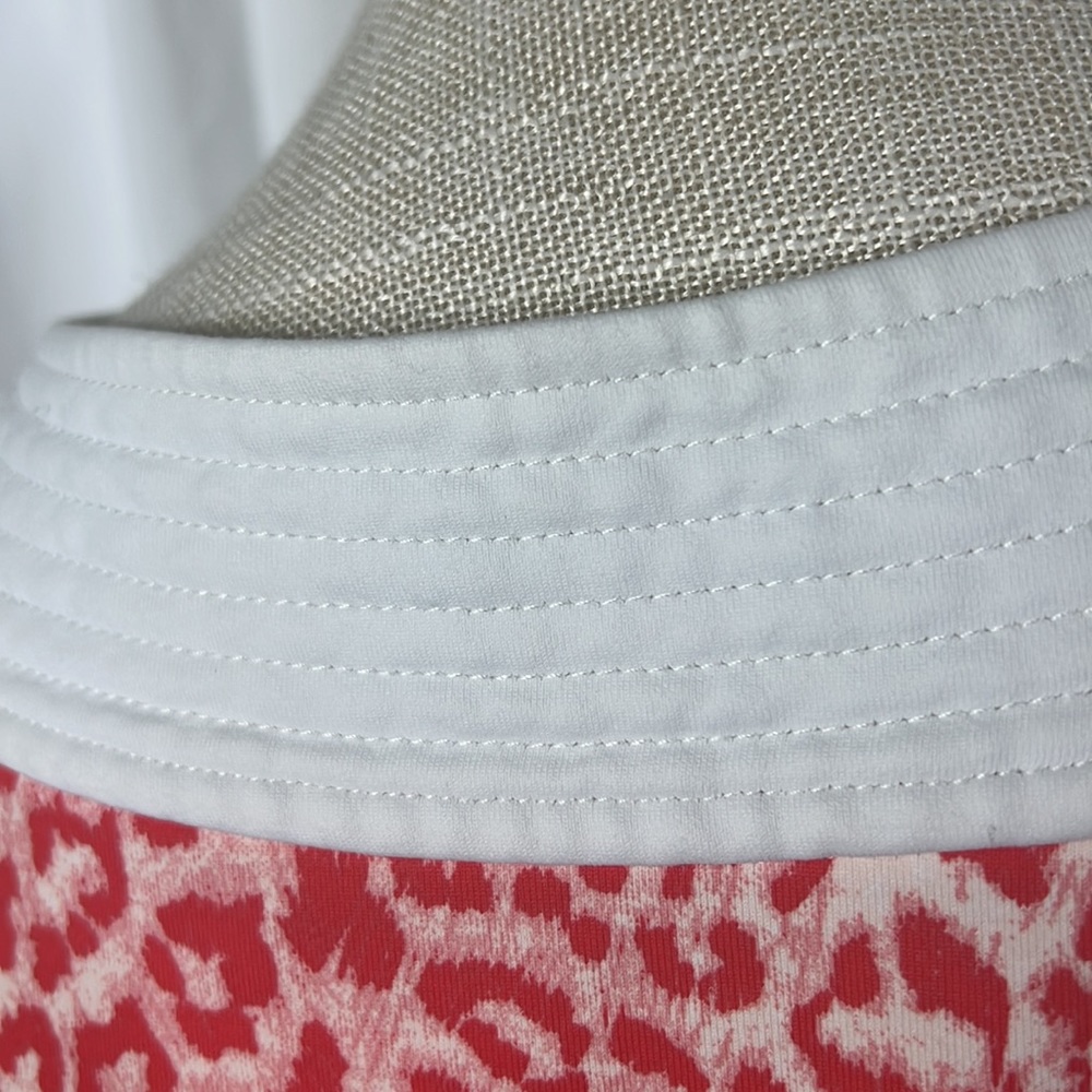 J. McLaughlin XL White/Red Animal Print Blouse - Picture 7 of 10